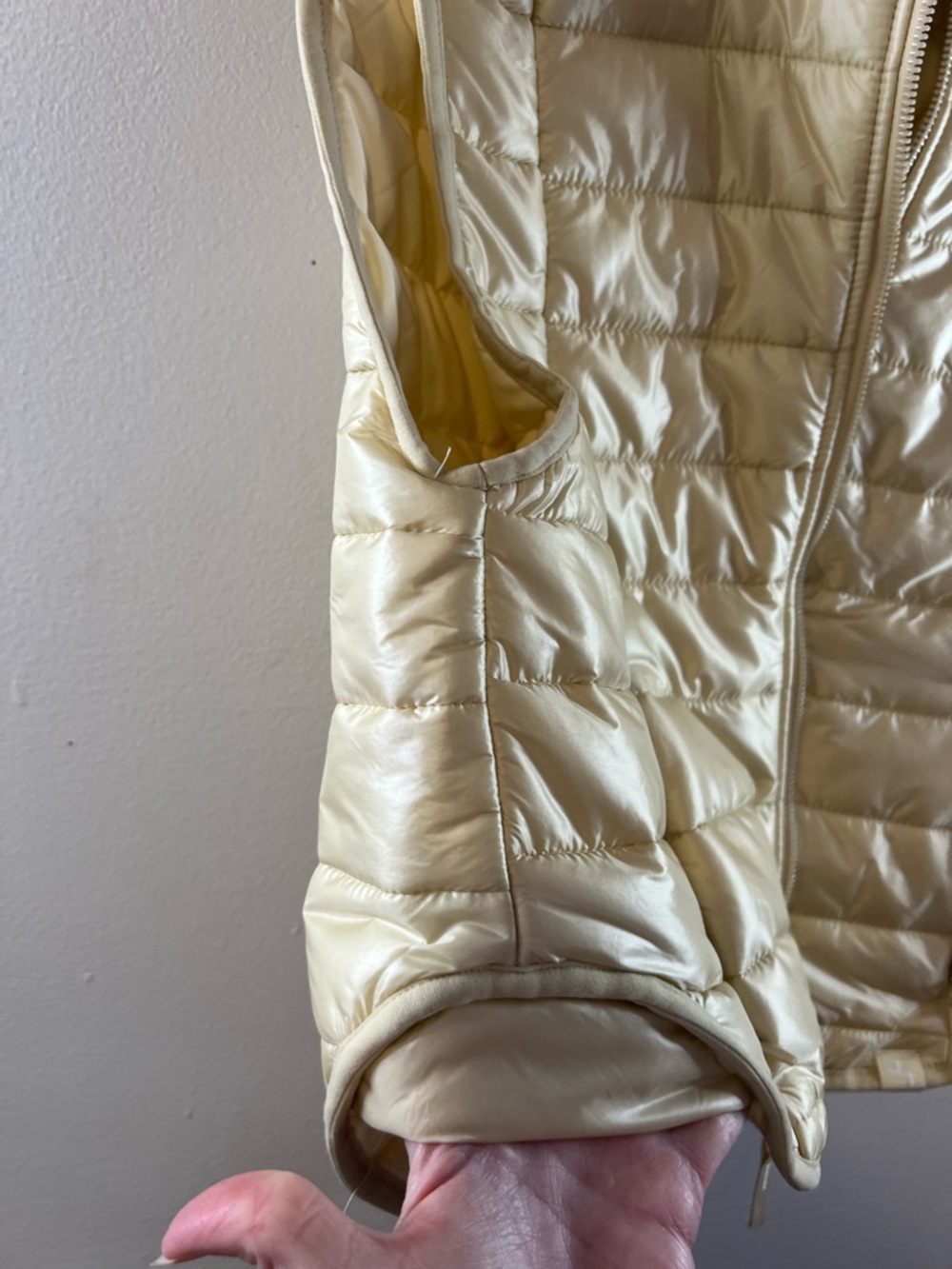 JoyLab Cream Quilted Puffer Vest - Picture 13 of 14